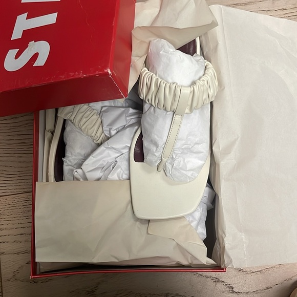 STAUD Ava Leather Sandal (NWT) - Picture 5 of 6